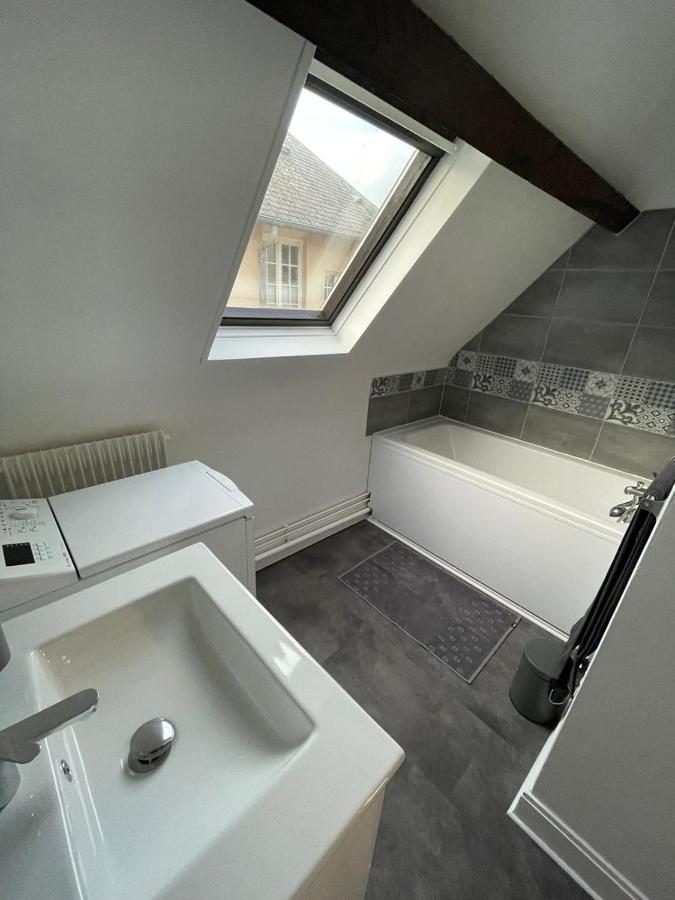 Apartamento Le Tertre - Quartier Cathedrale - Parking Prive Inclus Chartres Exterior foto